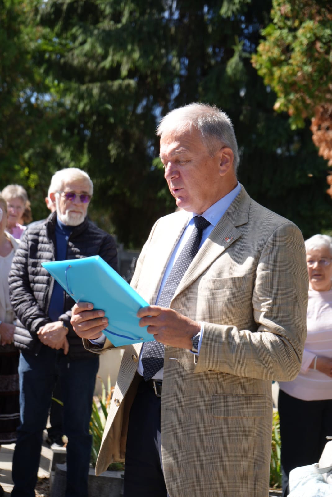 Abbildung 3 Historiker Günter Klein Gedenkansprache in Bistritz